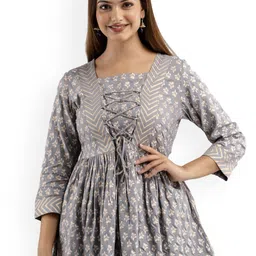 DMP FASHION Floral Printed Square Neck A Line Pure Cotton Kurti-picture-27