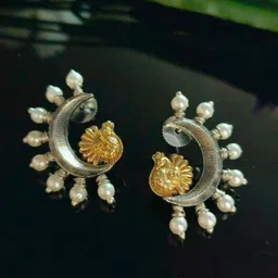 BLACKBOX Semicircle Shaped Bird Design Oxidised Studs-image-8