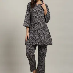 Meena Bazaar Floral Printed Notch Neck Kurta With Trousers-75