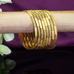 PRIVIU Set Of 8 Gold-Plated Minimal Bangles image 1