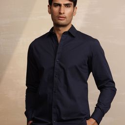 Uncluttered Closet Essential Spread Collar Cotton Standard Fit Shirt-picture-17