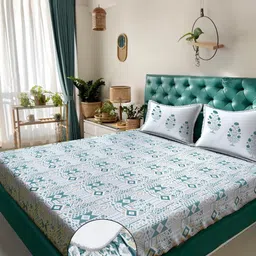 KLOTTHE White & Green Geometric 400 TC King Bedsheet with 2 Pillow Covers-image-26