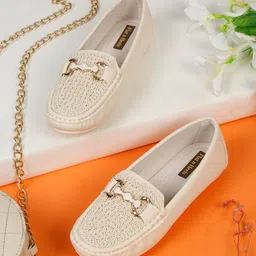 Flat n Heels Women Round Toe Slip-On Loafers-image-24