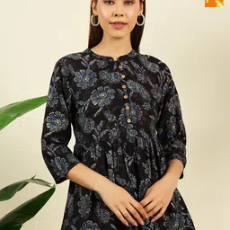 THE FAB FACTORY Women Pack of 2 Floral Printed Round Neck Top-picture-17
