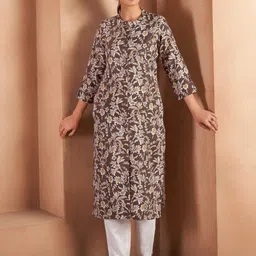 DRESOUL Floral Printed Mandarin Collar Straight Kurta-image-67