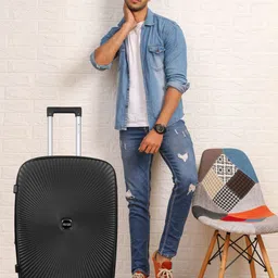 Polo Class Hard Sided Trolley Bag With Vanity Bag-42