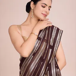FashionsEye Sequinned Embellished Pure Georgette Saree-picture-28