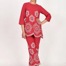 Dora Dori Floral Printed Pure Cotton Round Neck Top With Trousers Co-Ords-image-27