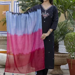 Navlik Ethnic Motifs Embroidered Regular Sequinned Kurta with Trousers & Dupatta-picture-7