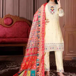 BAESD Girls Ethnic Motifs Embroidered Regular Sequinned Kurti with Pyjamas & With Dupatta-picture-56