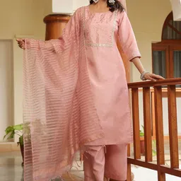 HouseOfCommon Floral Yoke Design Sequnnied Straight Kurta With Trousers & Dupatta-23