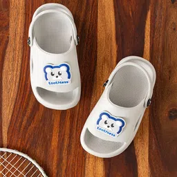 toothless Boys Moulds Clogs-image-7
