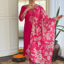 THE52 Women Floral Embroidered Regular Kurta & Trousers & Dupatta-image-76