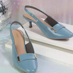 Mochi Wedge Pumps with Bows-18