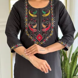 KALINI Women Yoke Design Straight Kurta Set-22