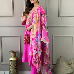 Siya Fashion Floral Embroidered Thread Work Straight Kurta With Trouser & Dupatta-image-27