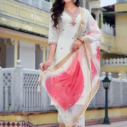 Berrylicious Floral Embroidered Regular Chanderi Cotton Kurta With Trousers With Dupatta-image-3
