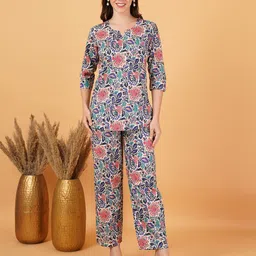 GUDWEARS Women Printed Top with Trousers-image-45