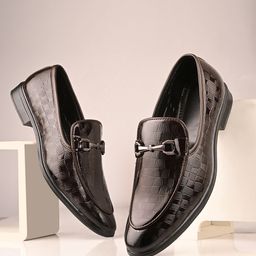 HERE&NOW Men Textured Formal Loafers-image-34
