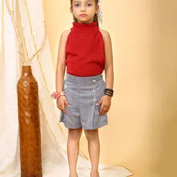 DEL LUNA Girls Mock Neck Top With Shorts-image-2