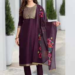 MOJILAA Women Floral Printed Regular Thread Work Kurta with Trousers & Dupatta-17
