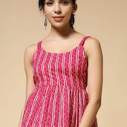 Istyle Can Women Geometric Printed Scoop Neck Cotton Peplum Top-image-8