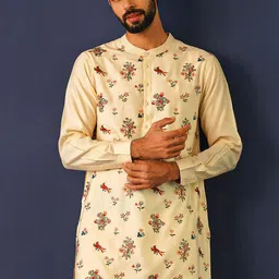 JAYPORE Men Embroidered Flared Sleeves Thread Work Kurta-10