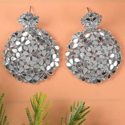TANAIRA Circular Chandbalis Earrings-10
