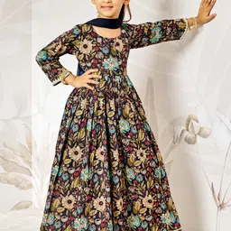 VASTRAMAY Girls Floral Printed Regular Pure Cotton Kurta with Pyjamas & Dupatta Kurta Sets-image-55