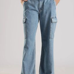 Calvin Klein Jeans U.S Women Relaxed Fit High-Rise Light Fade Cargo Styles Jeans-picture-5