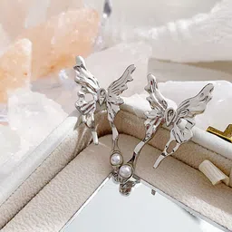 KRENOZ Silver-Plated Pearls Beaded Animal Shaped Studs-42