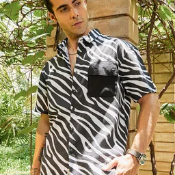 Campus Sutra Comfort Zebra-Lined Printed Regular Fit Oversized Shirt-image-15