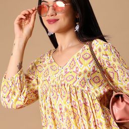 V-Mart Women Printed Regular Sleeves Top-picture-11