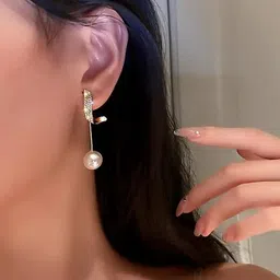 ONUYX Circular Drop Earrings-19
