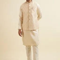 Manyavar Men Regular Sequinned Kurta and Pyjamas with Jacket image 1