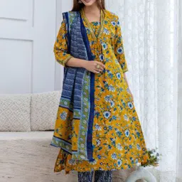 BAIRAJ Women Ethnic Motifs Angrakha Kurta with Palazzos & With Dupatta-42