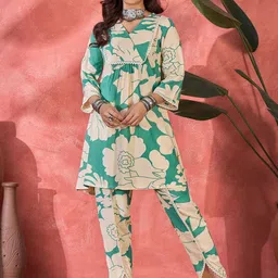 Sangria Printed V-Neck Tunic With Trouser Co-Ords-picture-5