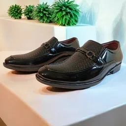 Redox Buzz Men Leather Formal Loafers-image-67