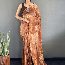 DIVASTRI Tie and Dye Pure Georgette Ready to Wear Saree-50
