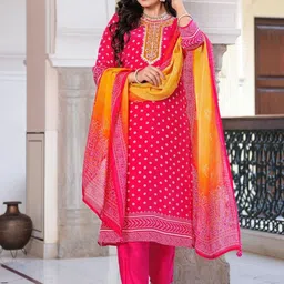 DIVASTRI Bandhani Printed Sequinned Round Neck Straight Kurta With Trousers & Dupatta-3