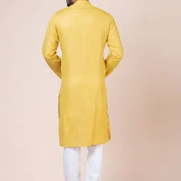 Nawaz's Kurta Men Abstract Printed Kurta with Pyjama image 4