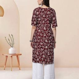 7Threads Selection Of 2 Chevron Printed Round Neck Straight Kurtas image 4