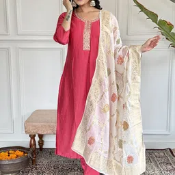 Anouk Women Floral Embroidered Regular Kurti with Trousers & With Dupatta-picture-8