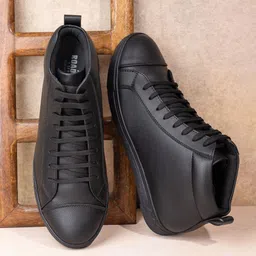 The Roadster Lifestyle Co Men Casual Sneakers-image-102