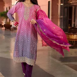 KIMISHA Chevron Printed Zari Straight Kurta With Trousers And Dupatta-picture-0