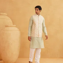 SOJANYA Men Regular Thread Work Kurta with Churidar image 2