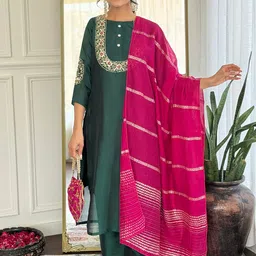 KOTRONS Floral Yoke Design Round Neck Art Silk Kurta with Trousers & Dupatta-image-4
