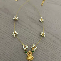 Anouk Women Gold-Plated Cubic Zirconia Stone Studded & Beaded Jewellery Set-picture-23