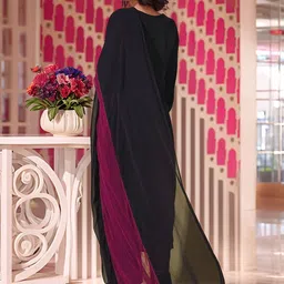 Aaghnya Women Solid Kurta with Palazzo & Dupatta image 3