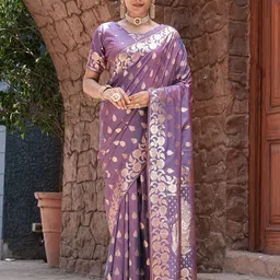 Varanga Woven Design Zari Pure Silk Banarasi Saree-image-71